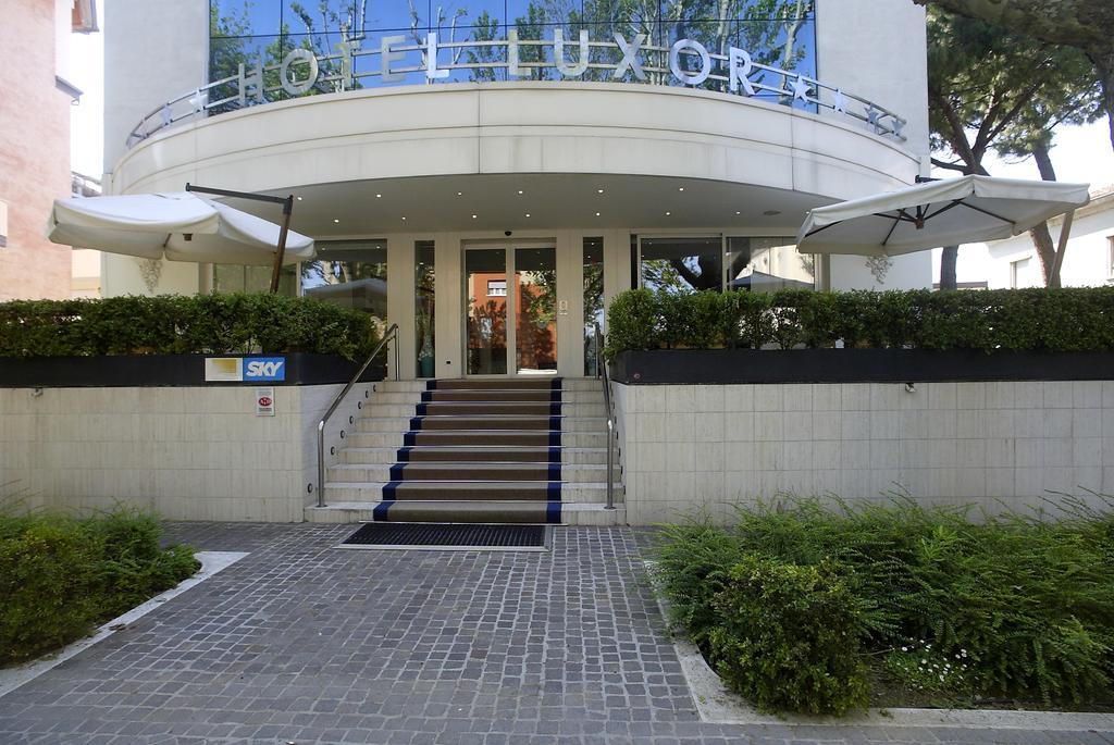 Hotel Luxor Rimini Exterior foto